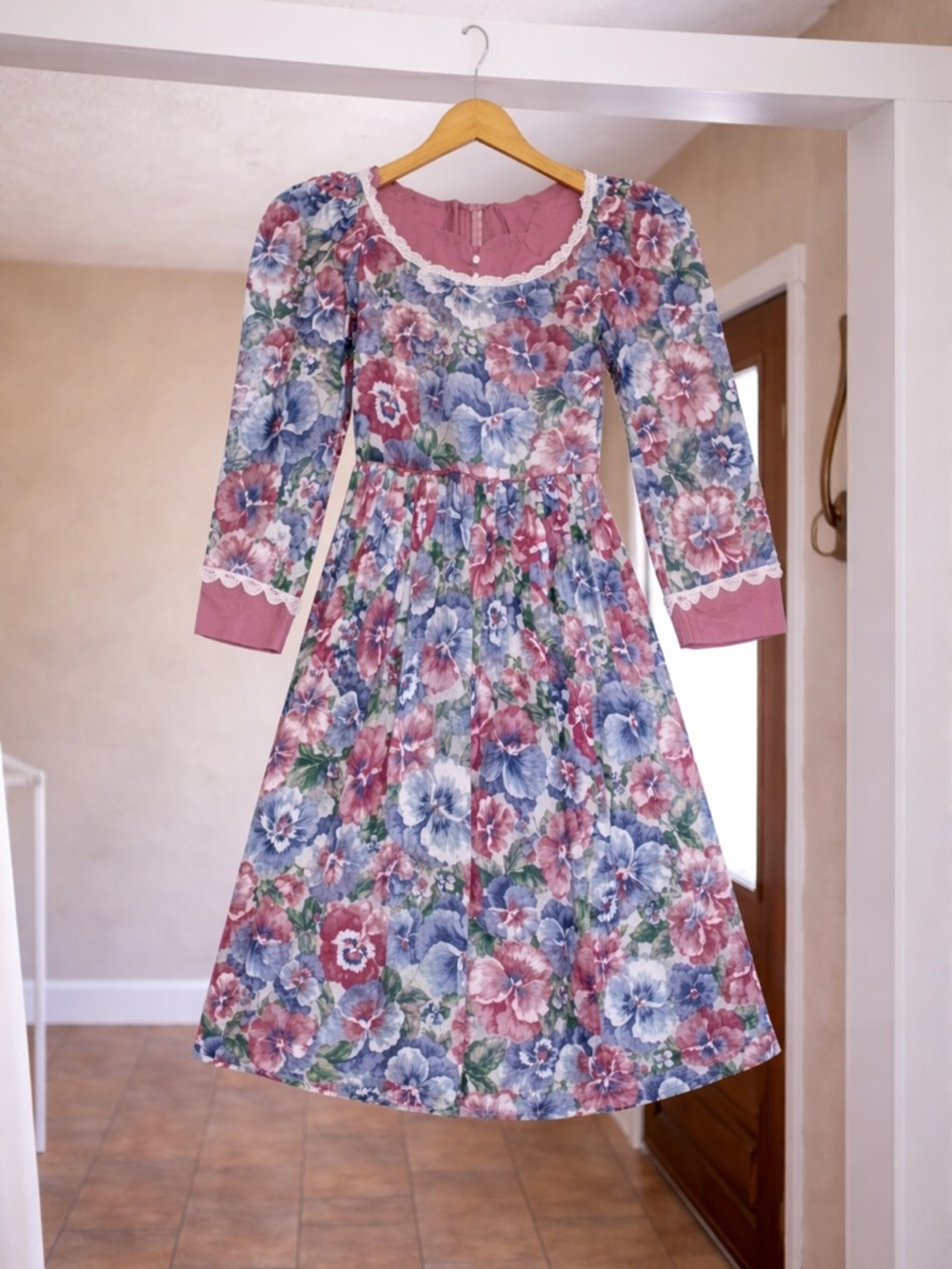 VTG Ruth of Carolina Girls Floral Dress Size 10 USA Vintage Holiday Dress Formal